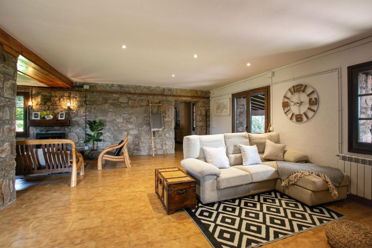 Castellpalom Villa Рипол Екстериор снимка